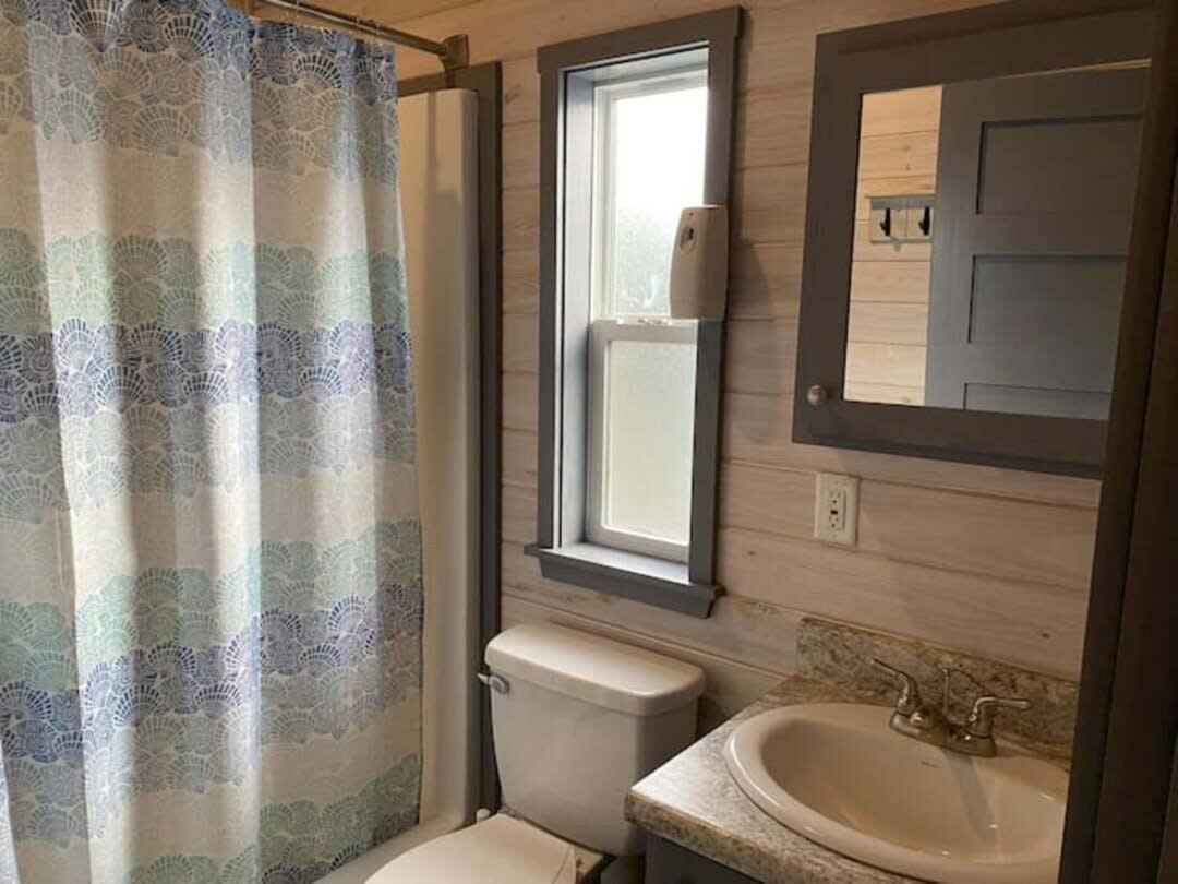Surf City 2Br Park Home With Waterfront View And Parking المظهر الخارجي الصورة